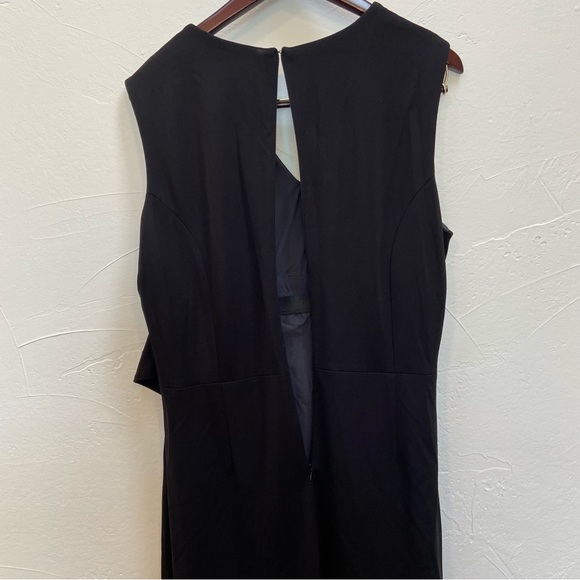 PROJECT GRAVITAS LUCILLE BLACK RUCHED VNECK PLUS FITTED SHAPEWEAR LUXE DRESS - Picture 9 of 16